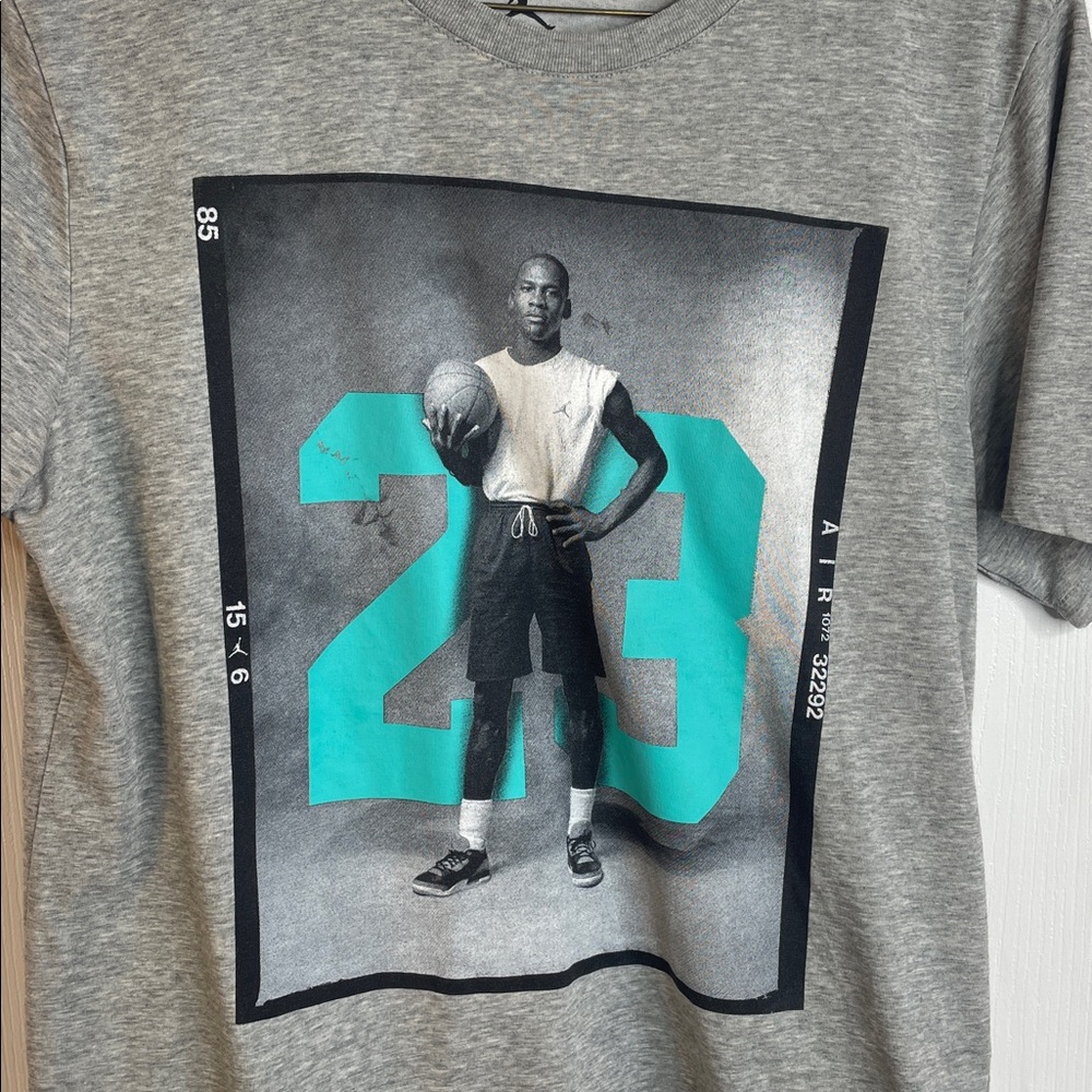 Jordan Gray Short-Sleeve Graphic Tee with Teal '23 Photo